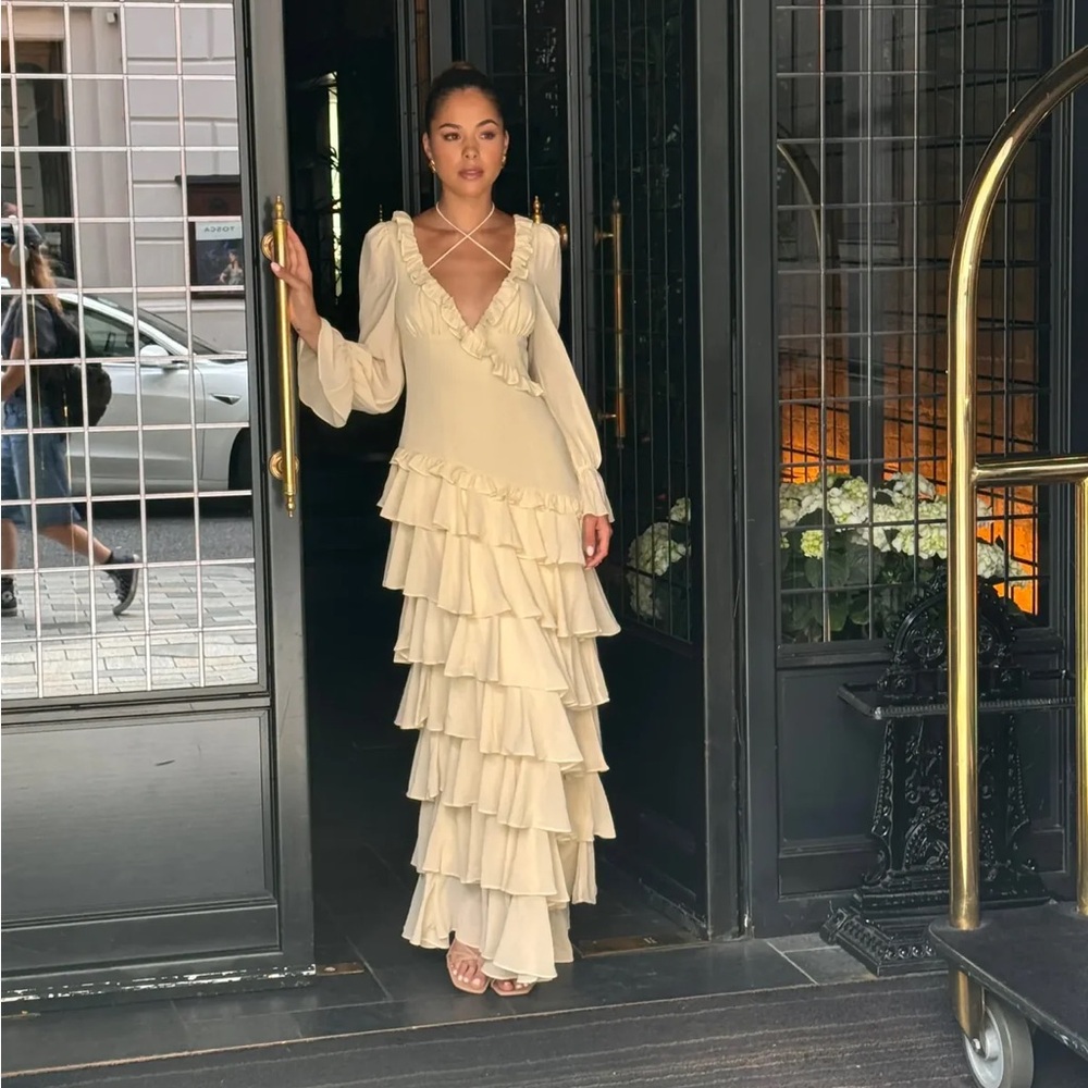 ALB- Cream Ruffle Dress - Picture 7 of 7